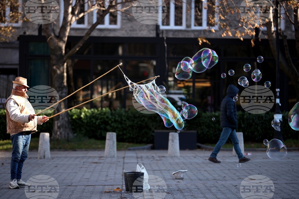 Ежедневие - уличен артист
