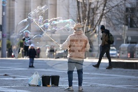 Ежедневие - уличен артист
