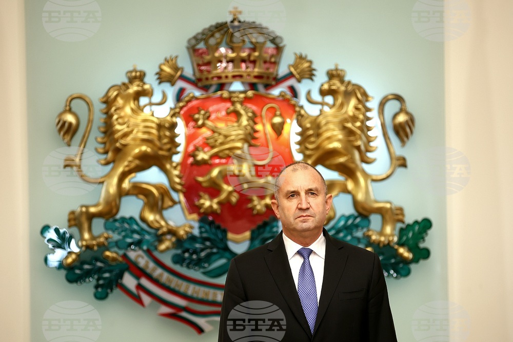 Румен Радев - Алфредо Нестор Атанасоф - награждаване