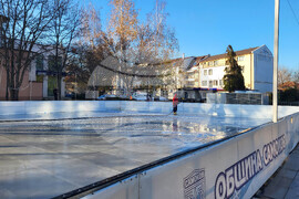 Самоков - ледена пързалка - монтаж