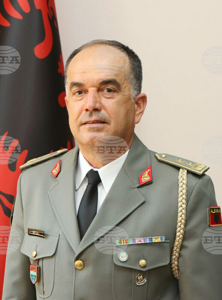 Албанският президент следи случая около опита за проникване на чужденци във военен завод в Албания и подкрепя пълното му изясняване