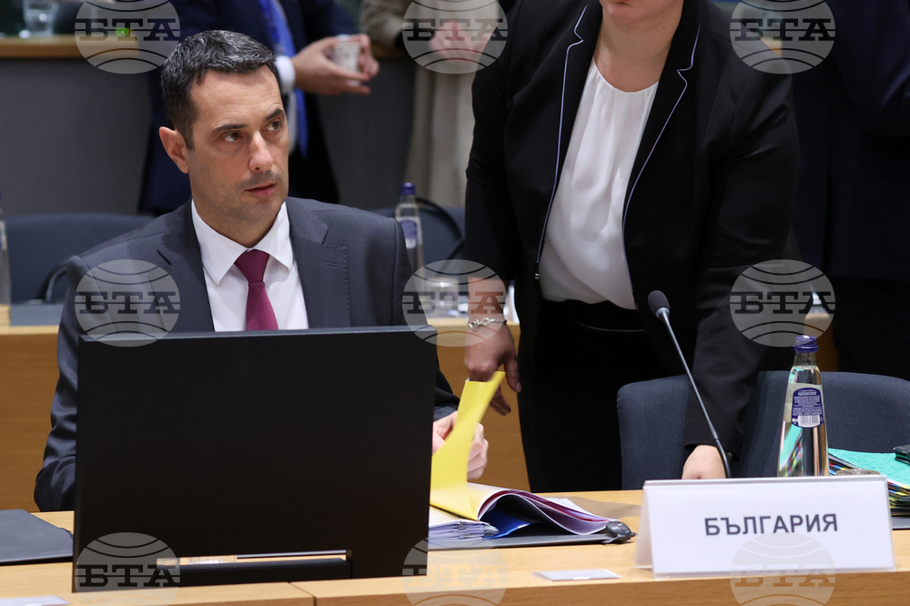 Transport Minister Meets with EU Counterparts in Brussels