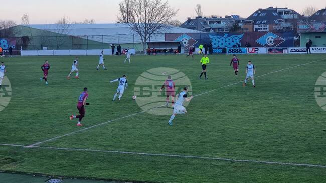 Отложиха двубоя от Втора лига между Лудогорец II и Хебър