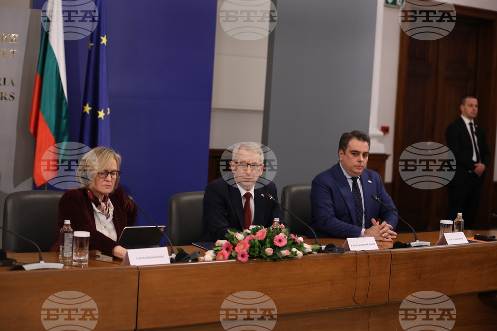 Николай Денков - Марейд Макгинес - Асен Василев - пресконференция