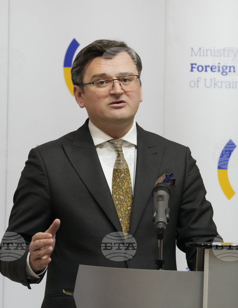 Украинският външен министър призова Запада да подкрепи Украйна, за да “предотврати по-голяма война“