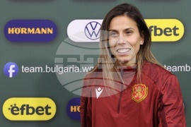 Женски национален отбор по футбол - пресконференция - Евдокия Попадинова