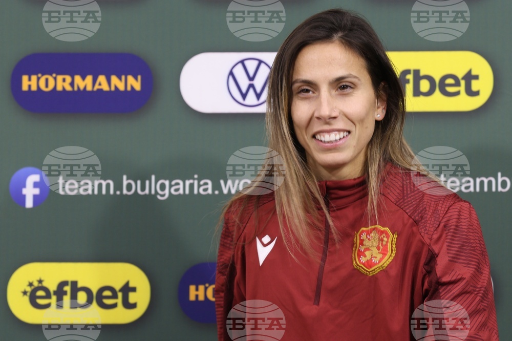 Женски национален отбор по футбол - пресконференция - Евдокия Попадинова