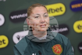 Женски национален отбор по футбол - пресконференция - Силвия Радойска