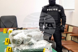 Варна - полиция - наркотици - брифинг