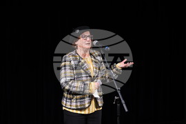 „Нели и Робърт Гипсън“ - стипендия - Нели Гипсън