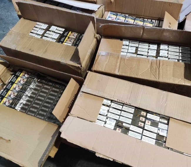 Митнически служители спряха контрабанда на над 4800 кутии цигари на ГКПП "Лесово"
