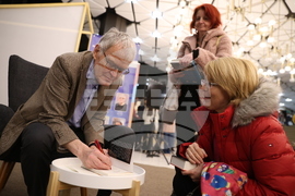 Международен панаир на книгата - щанд на издателство „Изида“ - Атле Нес