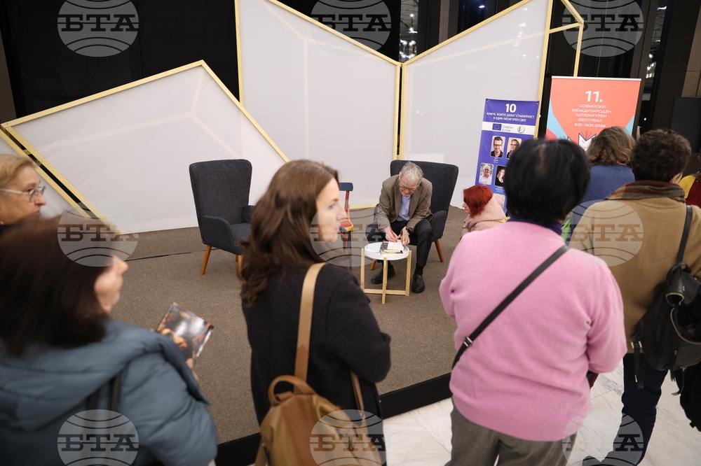 Международен панаир на книгата - щанд на издателство „Изида“ - Атле Нес