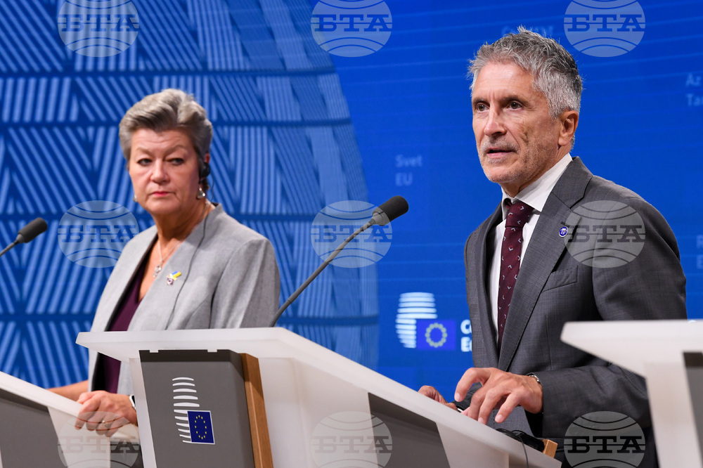 EU Home Affairs Commissioner "Sensed A Bit of Readiness in the Room" for Schengen Enlargement