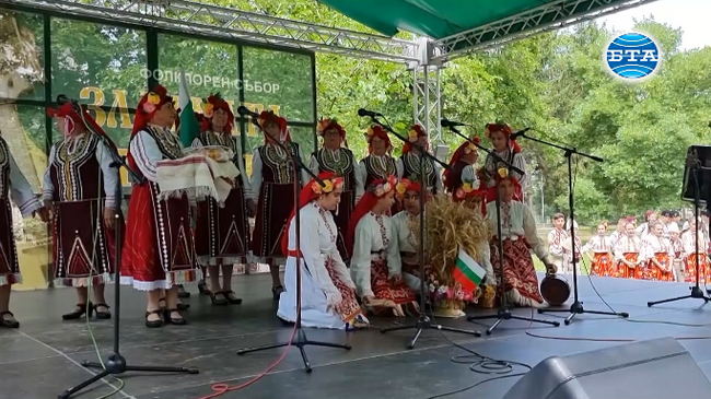 „Златната гъдулка“ събра в Русе над 400 фолклорни изпълнители от страната