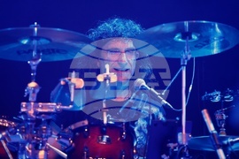 Стефан Вълдобрев и „Обичайните заподозрени“ - концерт