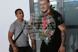 Летище София - щангисти