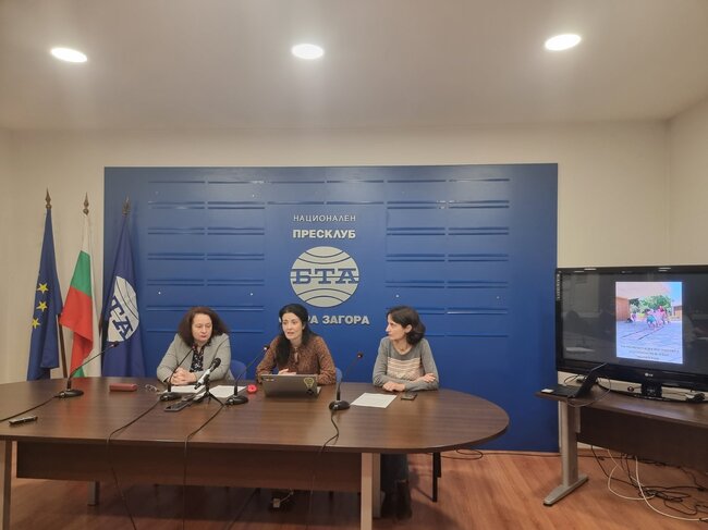 "Модели за справяне с бежанската криза, свързана с търсещите закрила от войната в Украйна. Добри практики и научени уроци"