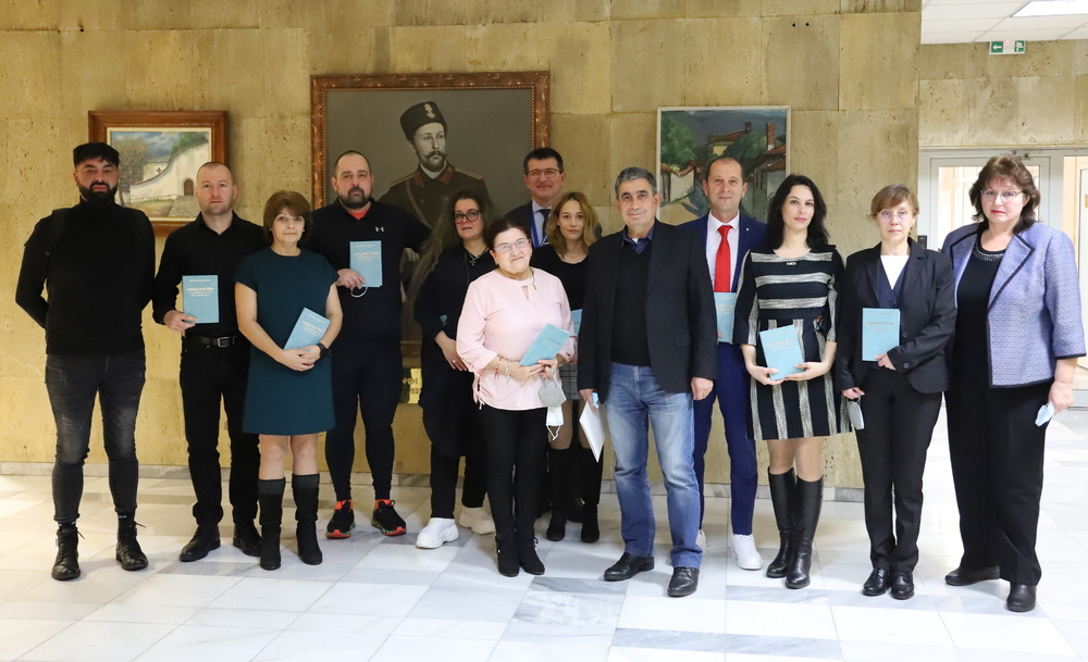 ВМА: Втори випуск парамедици с дипломи от ВМА