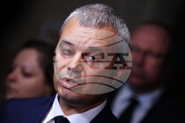 Парламент - Костадин Костадинов - пресконференция