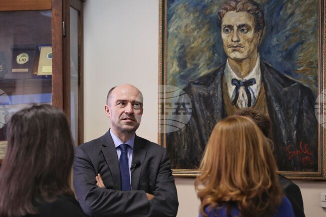 Висше училище по застраховане и финанси - проф. д-р Ричард Вернер - лекция