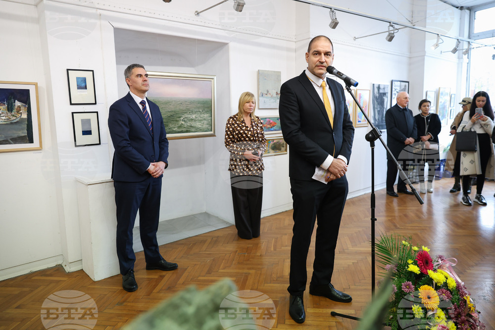 Бургас - Фоти Фотев - "Художник на годината" на Бургас - награда