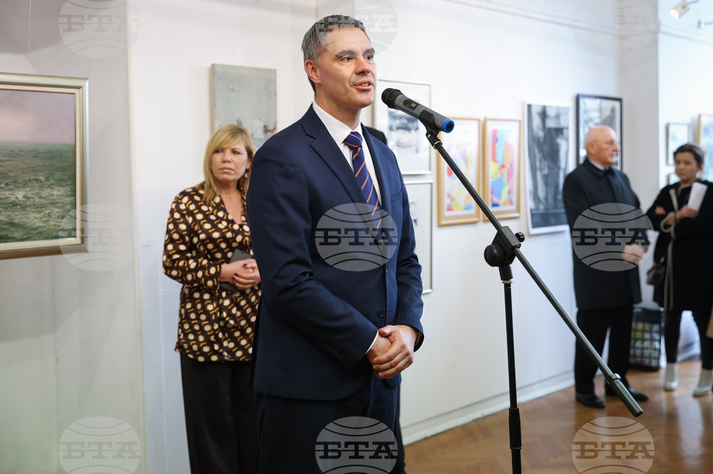 Бургас - Фоти Фотев - "Художник на годината" на Бургас - награда