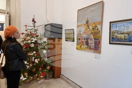 Варна - Галерия „12“ - Областна администрация - откриване