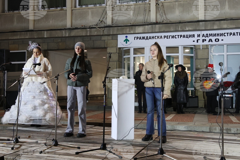 Габрово - коледна елха - светлини