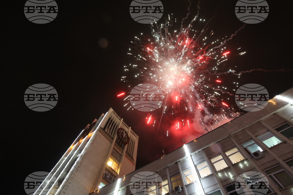 Севлиево, Дряново и Трявна посрещат Нова година с програма на открито, в Габрово тържествата са отменени