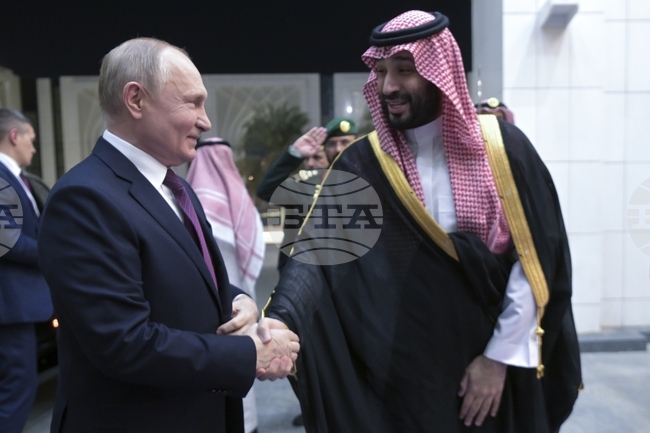 Путин и Мохамед бин Салман са обсъдили по телефона сътрудничеството в ОПЕК+ 