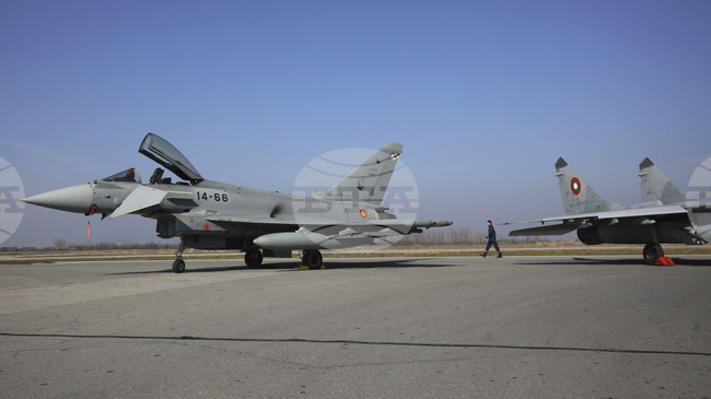 Tender for Repair of MiG-29 Engines Cancelled Due to Lack of Bids