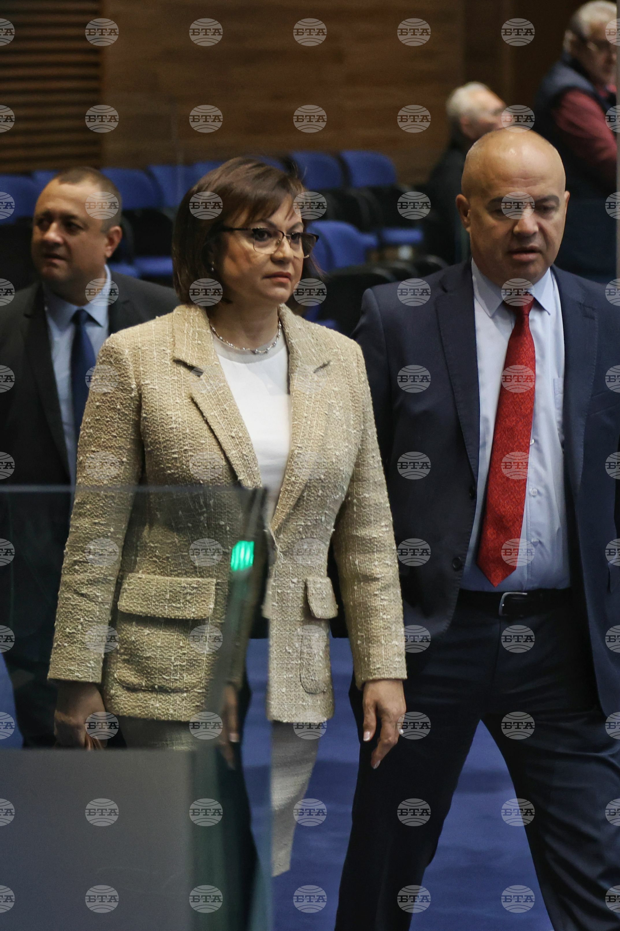 Парламент - заседание