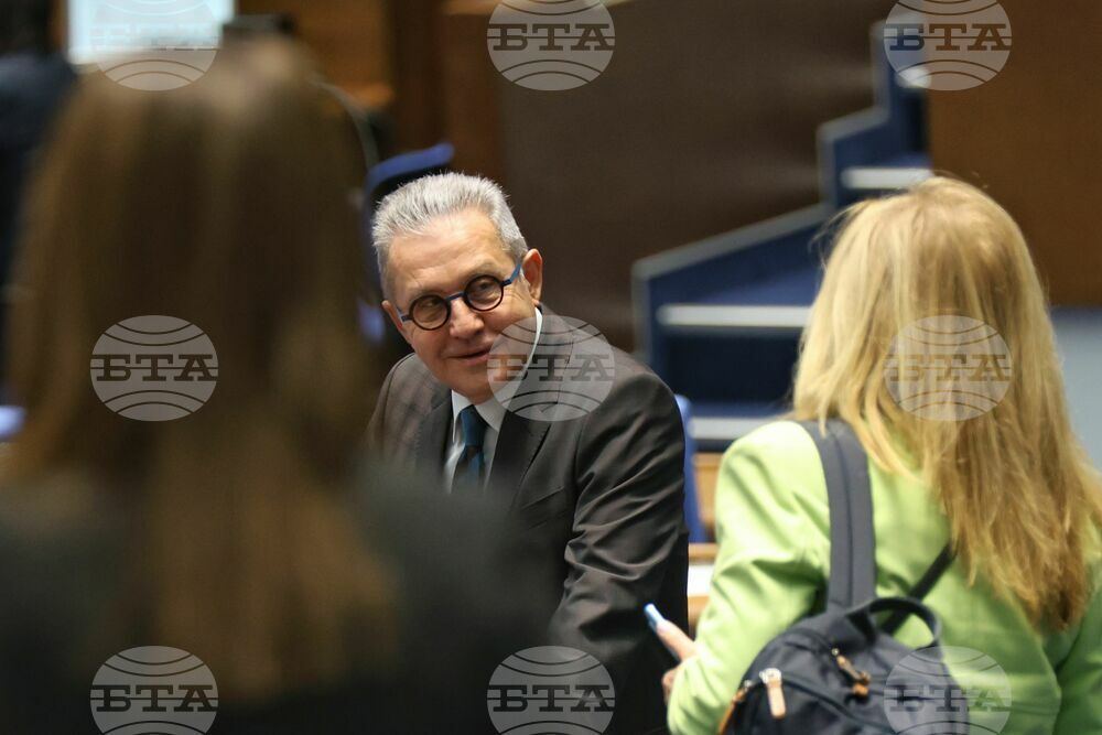 Парламент - заседание