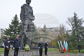 Варна - ВВМУ - Вапцаров - честване