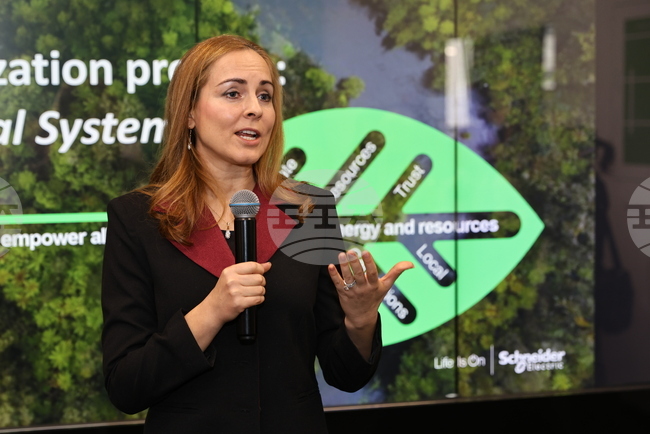 Село Радиново - Шнайдер Електрик - геотермална система