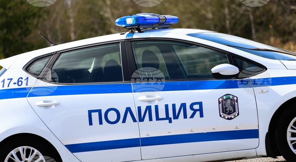 Видинските полицаи задържаха трима мъже, извършвали кражби на гориво от товарни автомобили