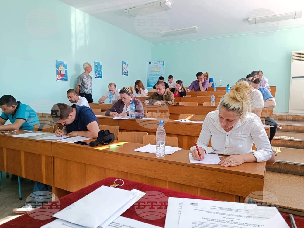 Успешно приключи обучението на специализанти във филиала Русенския университет в Силистра