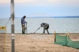 Бургас - плаж - металотърсачи