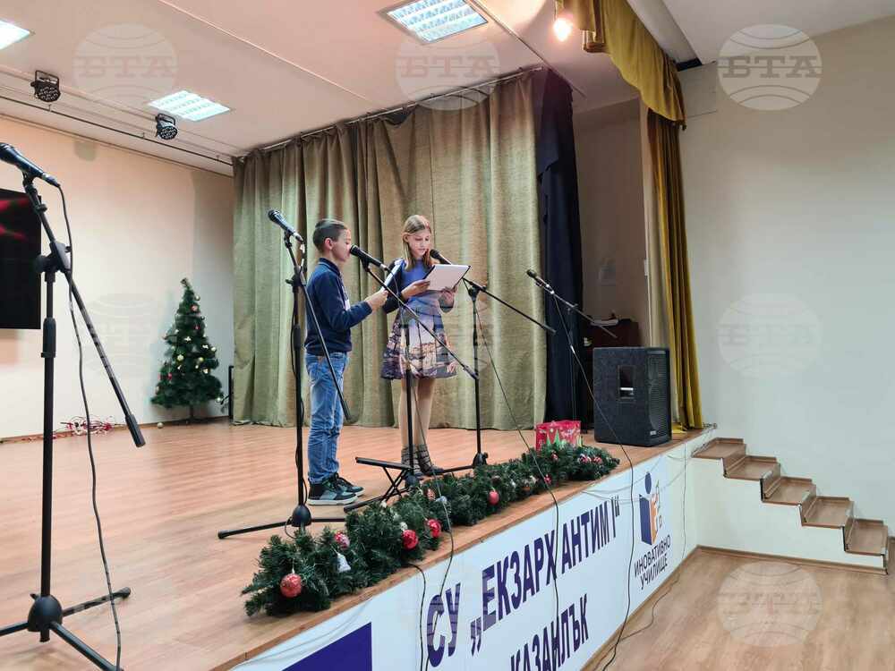 С благотворителен концерт деца от Казанлък събраха над хиляда лева в помощ на Детското отделение на местната болница