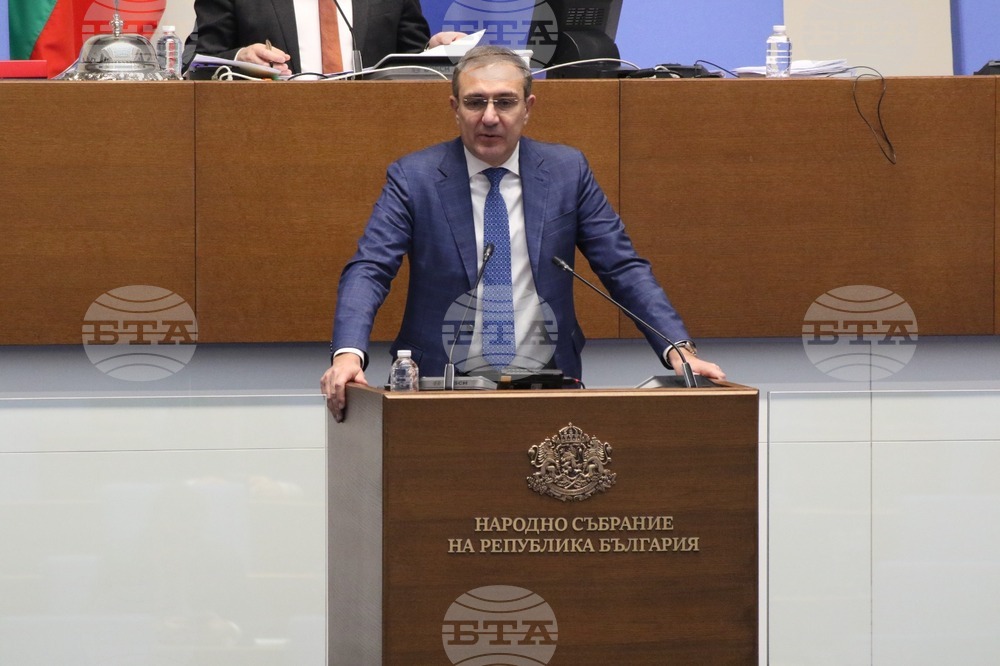 БСП: Въпросът пред сглобката е КОЙ да купи „Лукойл“ и КОЙ да внася петролните продукти – не какво ще правят българските граждани и бизнес
