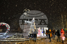 Исперих - коледно дръвче - светлини