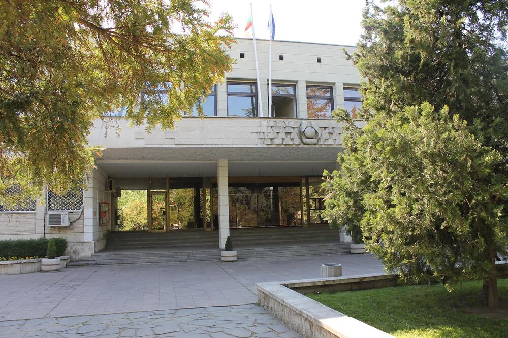 Областният управител на област Пловдив върна за ново обсъждане и съобразяване със законовите изисквания Решението на Общински съвет Пловдив за актуализация възнагражденията на общинските съветници