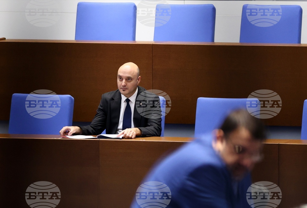 Парламент - заседание - Атанас Славов