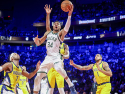 Pacers Bucks Basketball