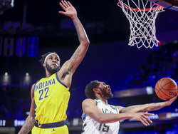 Pacers Bucks Basketball