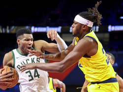 Pacers Bucks Basketball