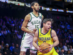 Pacers Bucks Basketball