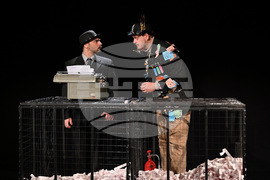 Монтана - театър - премиера