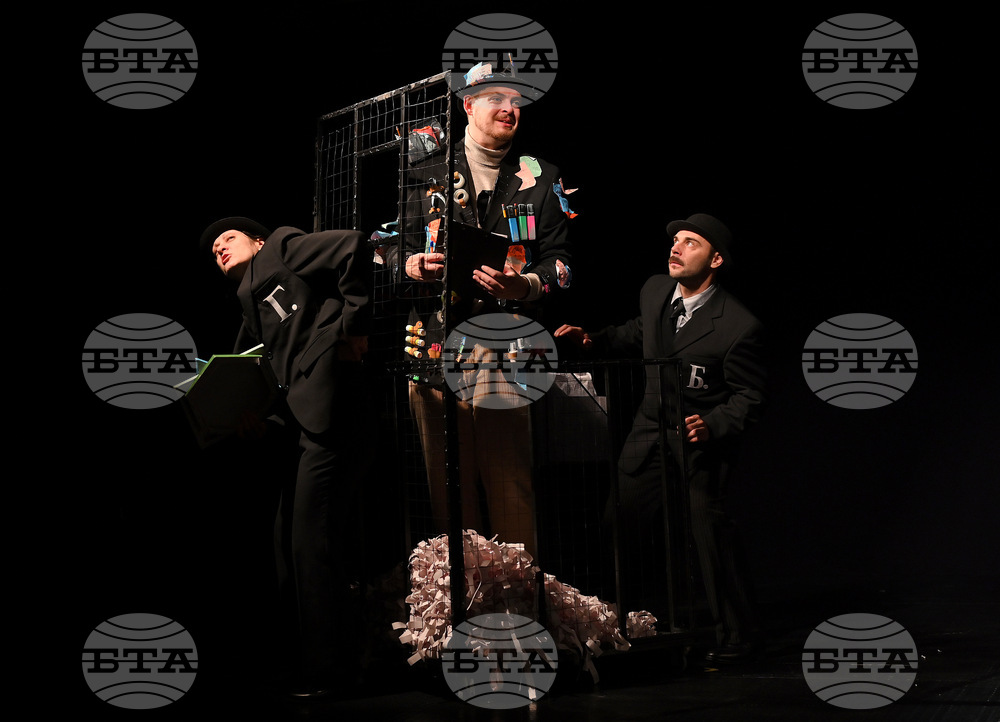 Монтана - театър - премиера